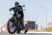 バイク乗りの9割が冬の寒さに不満！電熱製品の導入を阻む「価格」と「配線」の壁とは？