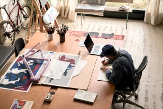 PARRA氏の制作風景