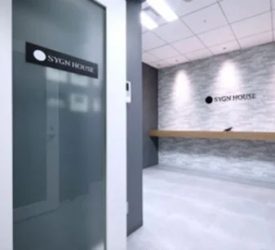 サイン・ハウス社屋