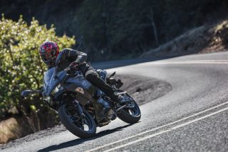 Ninja 500 走行シーン