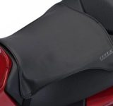 タンデムライダーさん必見！ゲルザブにコンパクトな「ゲルザブRS」が2026年4月登場でツーリングがもっと快適に！