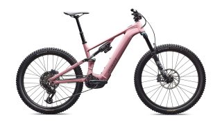 ピンク色のSPECIALIZED製フルサスペンションe-MTB