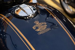 BULLET 650の燃料タンク