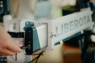 LIBEROTA E-LIBER 01のバッテリー着脱
