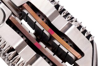 斜めパッドアバットメント部分