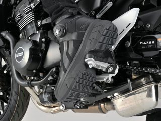 バイクに履いたイメージ