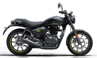 HUNTER 350 グラファイト・グレイ 別アングル