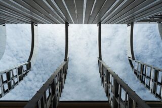 現代建築の天井