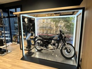 CAGEの展示