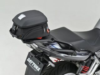 GIVI タンクロックアタッチメント取り付けイメージ3