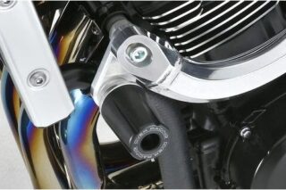 OVER RACINGのエンジン部分とバックステップ