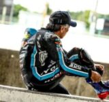 加賀山就臣氏監修！SCOYCOの新作レーシングブーツ「MR005」が4万円台で登場、プロ仕様の保護と操作性を両立！