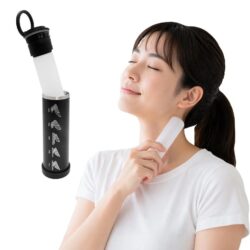 首元を冷やす様子