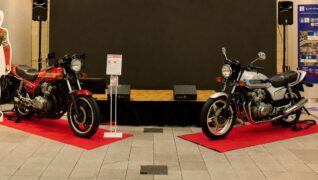 CB750F 2台展示