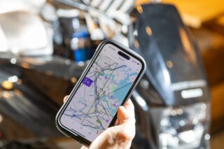 地図アプリのスマートフォン2