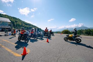 ケニー佐川のビギナーライディングレッスン
