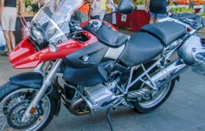 アドベンチャーバイクの人気と所有率　乗りこなしのポイント　どんな使い方が多いのか　その万能性を知りたい